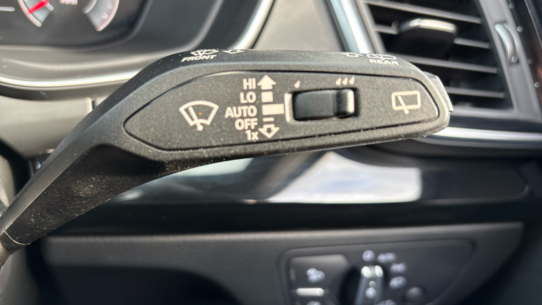 Audi Q5 40 TDI Quattro Edition 1 5dr S Tronic Diesel Estate